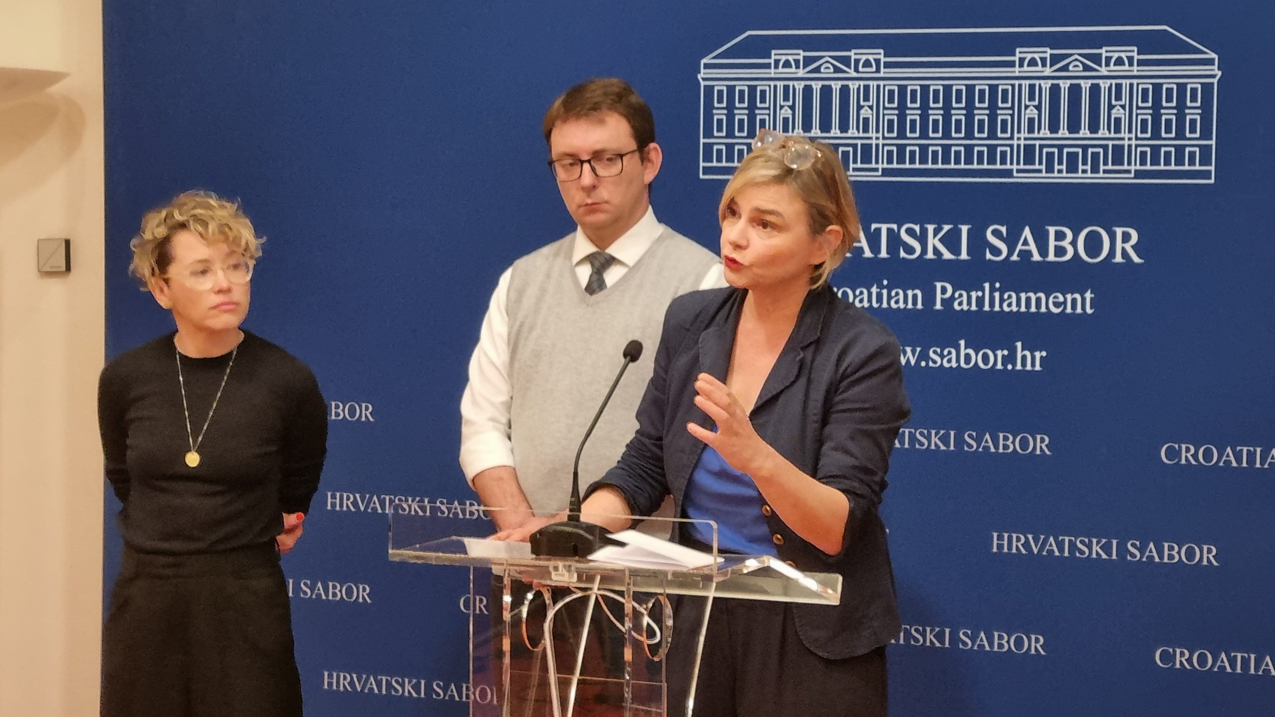 Predlažemo osnivanje saborskog odbora za praćenje sankcija Rusiji