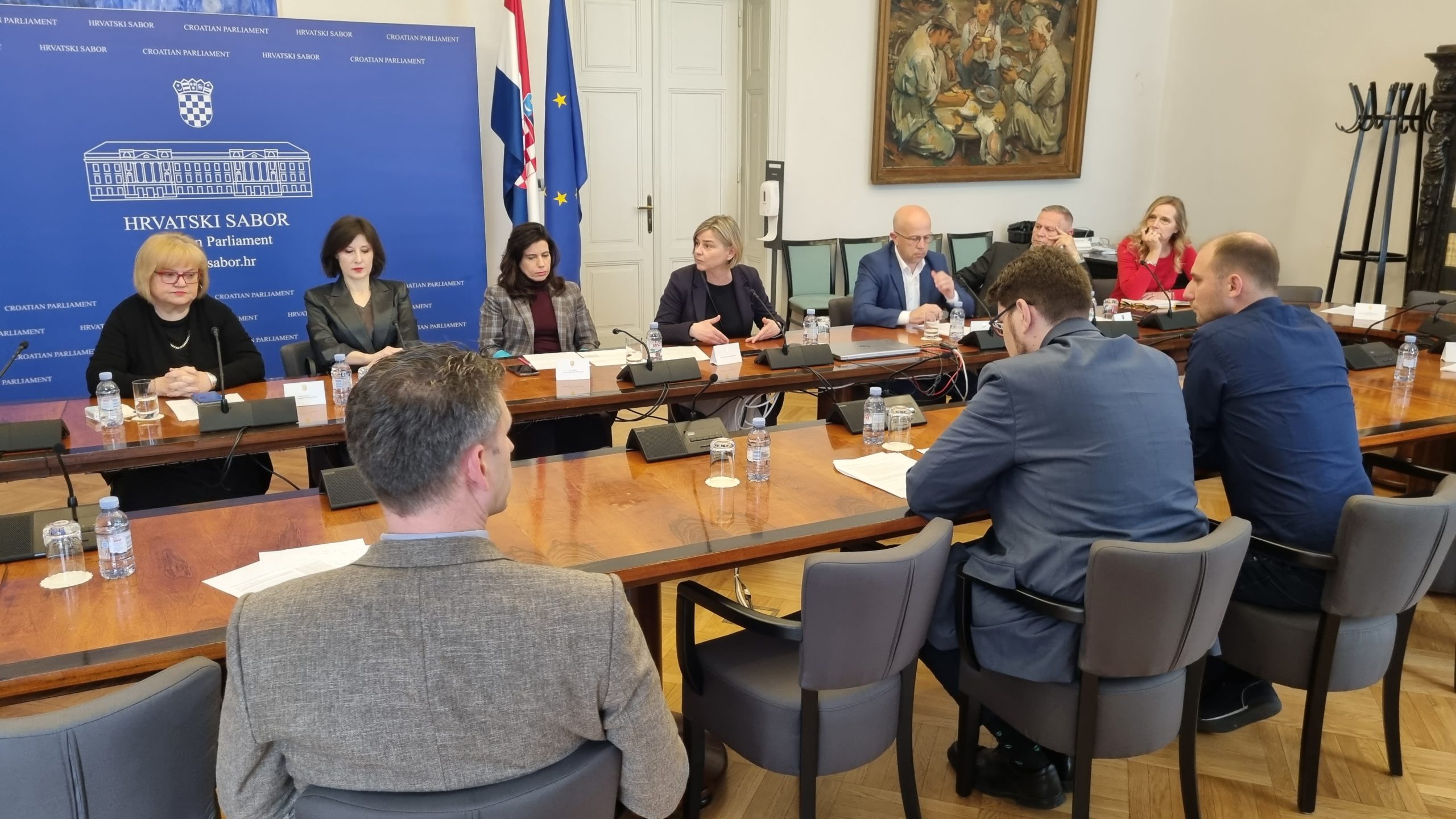 Opozicija traži osnivanje stručne radne skupine za izborne jedinice i ispunjavanje zahtjeva Ustavnog suda